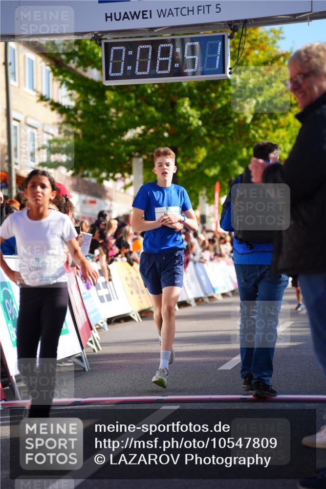 20.09.2026 - PSD Bank Halbmarathon LAZAROV Photography http://msf.ph/oto/10547809 20.09.2026 10:28:15 Ziel 123, 130, 262, 271, 419, 445 meine-sportfotos.de