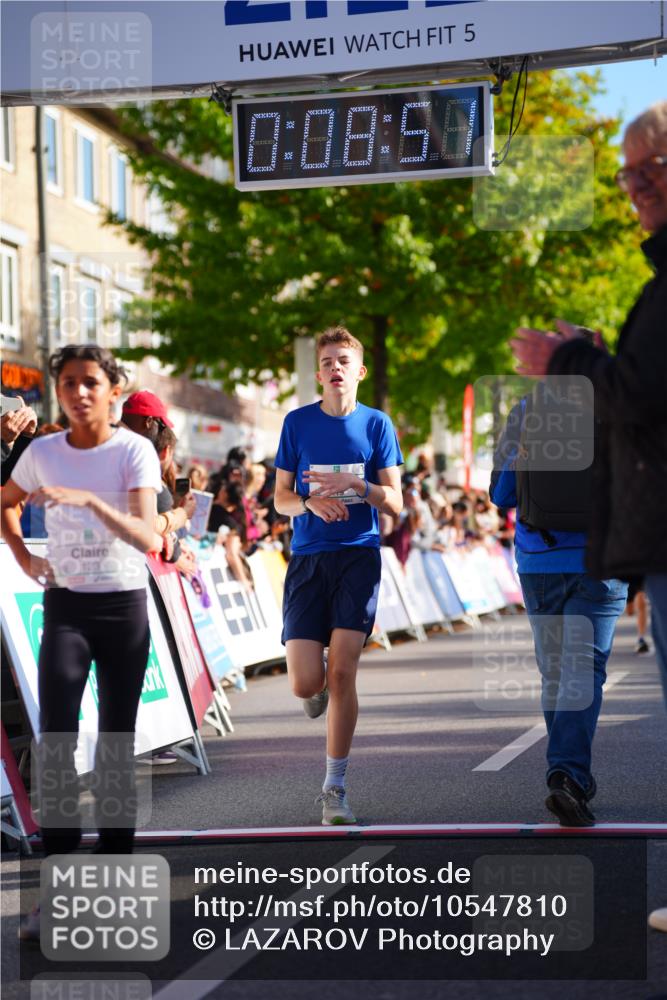 20.09.2026 - PSD Bank Halbmarathon LAZAROV Photography http://msf.ph/oto/10547810 20.09.2026 10:28:15 Ziel 123, 130, 262, 271, 419, 445 meine-sportfotos.de