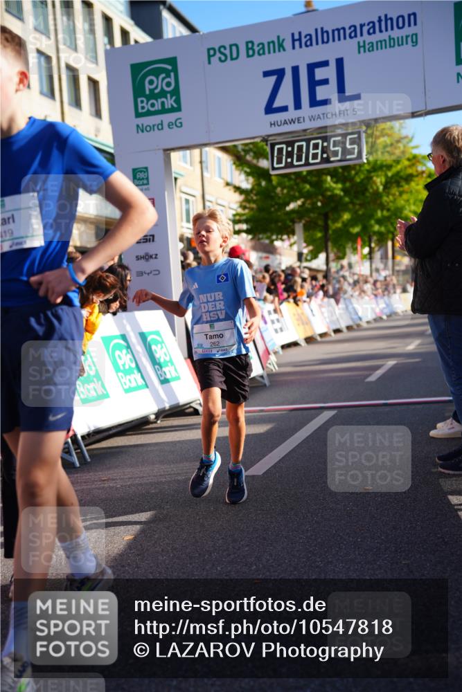 20.09.2026 - PSD Bank Halbmarathon LAZAROV Photography http://msf.ph/oto/10547818 20.09.2026 10:28:19 Ziel 123, 262, 271, 419 meine-sportfotos.de