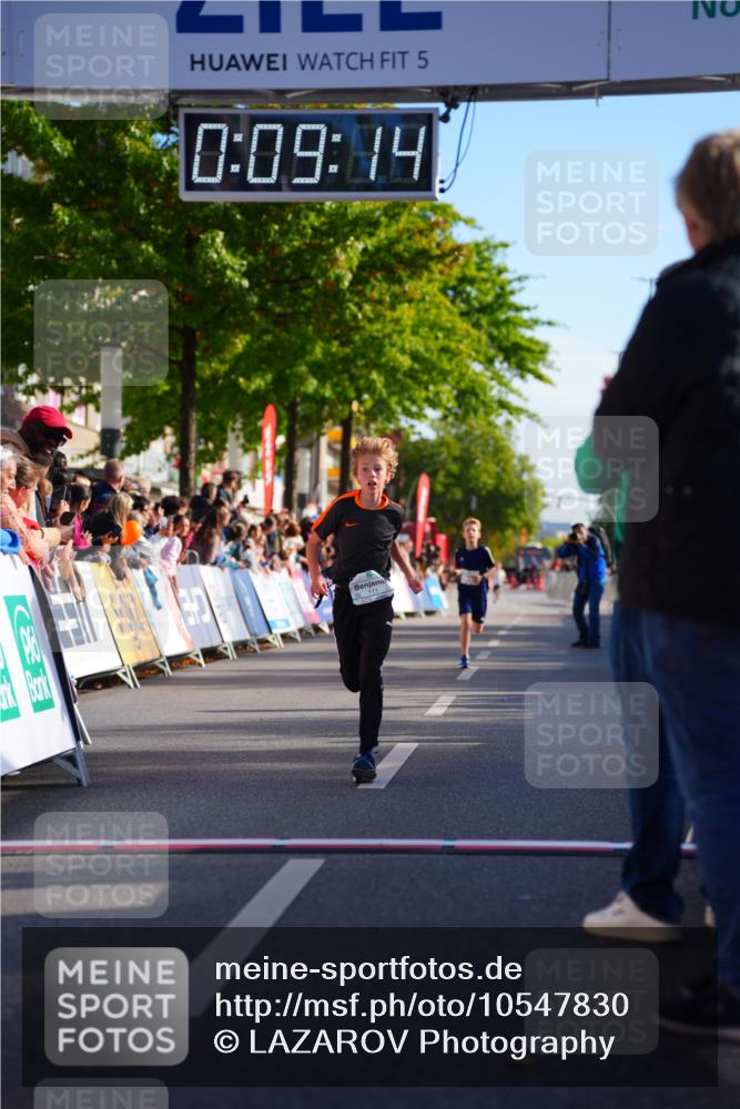20.09.2026 - PSD Bank Halbmarathon LAZAROV Photography http://msf.ph/oto/10547830 20.09.2026 10:28:38 Ziel 111, 362 meine-sportfotos.de