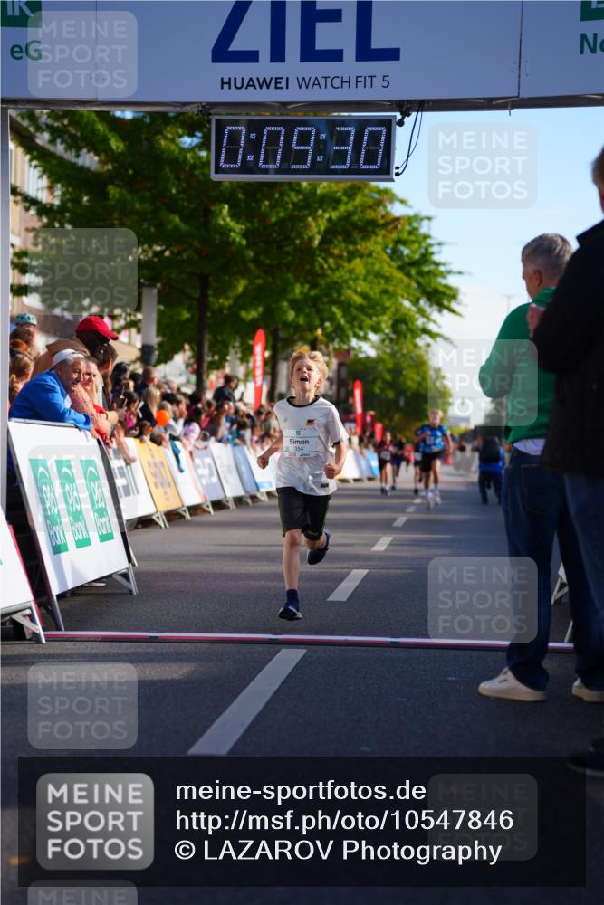 20.09.2026 - PSD Bank Halbmarathon LAZAROV Photography http://msf.ph/oto/10547846 20.09.2026 10:28:54 Ziel 354 meine-sportfotos.de