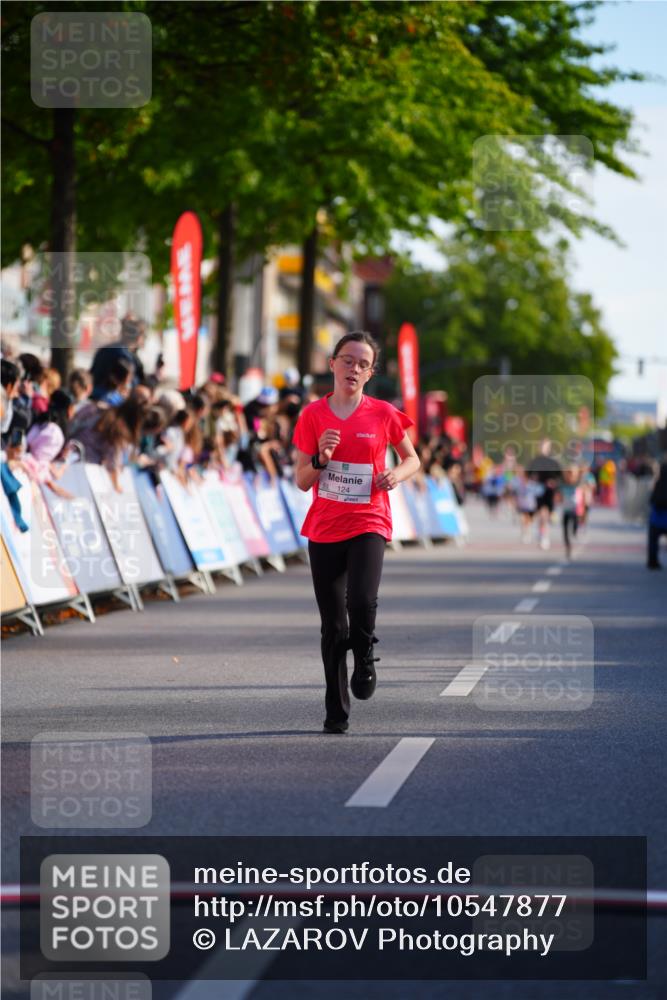 20.09.2026 - PSD Bank Halbmarathon LAZAROV Photography http://msf.ph/oto/10547877 20.09.2026 10:29:13 Ziel 124, 206 meine-sportfotos.de
