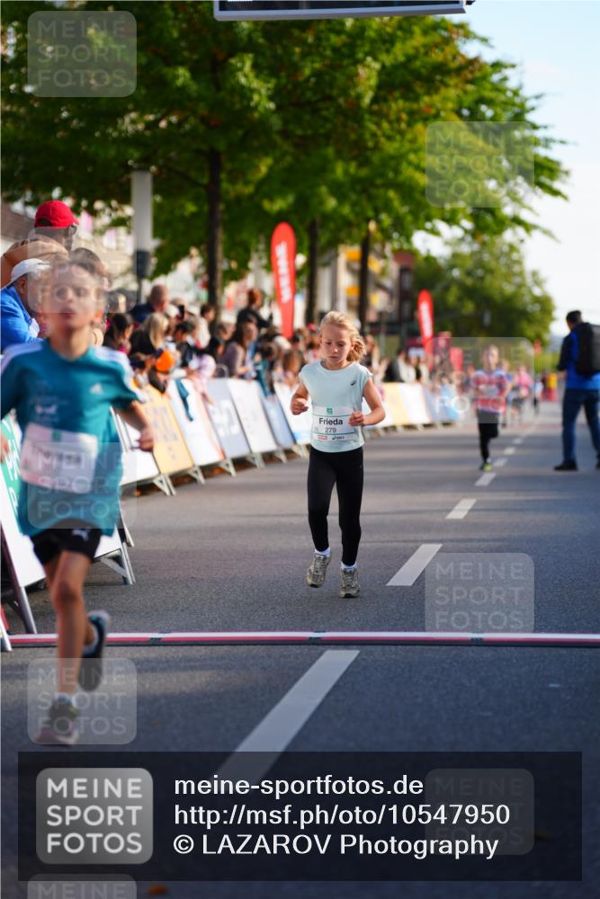20.09.2026 - PSD Bank Halbmarathon LAZAROV Photography http://msf.ph/oto/10547950 20.09.2026 10:29:50 Ziel 112, 165, 202, 231, 279, 417 meine-sportfotos.de