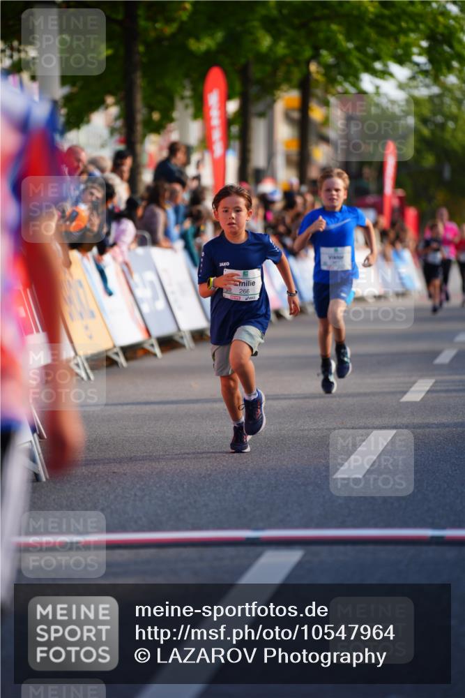 20.09.2026 - PSD Bank Halbmarathon LAZAROV Photography http://msf.ph/oto/10547964 20.09.2026 10:29:57 Ziel 112, 202, 266, 279, 321 meine-sportfotos.de
