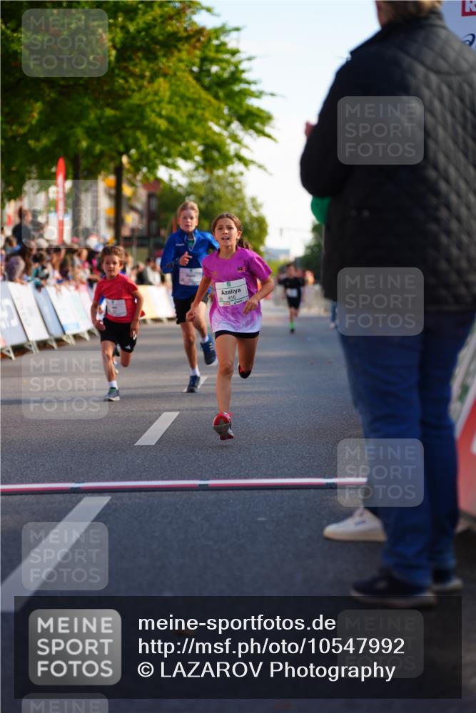 20.09.2026 - PSD Bank Halbmarathon LAZAROV Photography http://msf.ph/oto/10547992 20.09.2026 10:30:16 Ziel 116, 167, 297, 310, 315, 318, 405, 456 meine-sportfotos.de