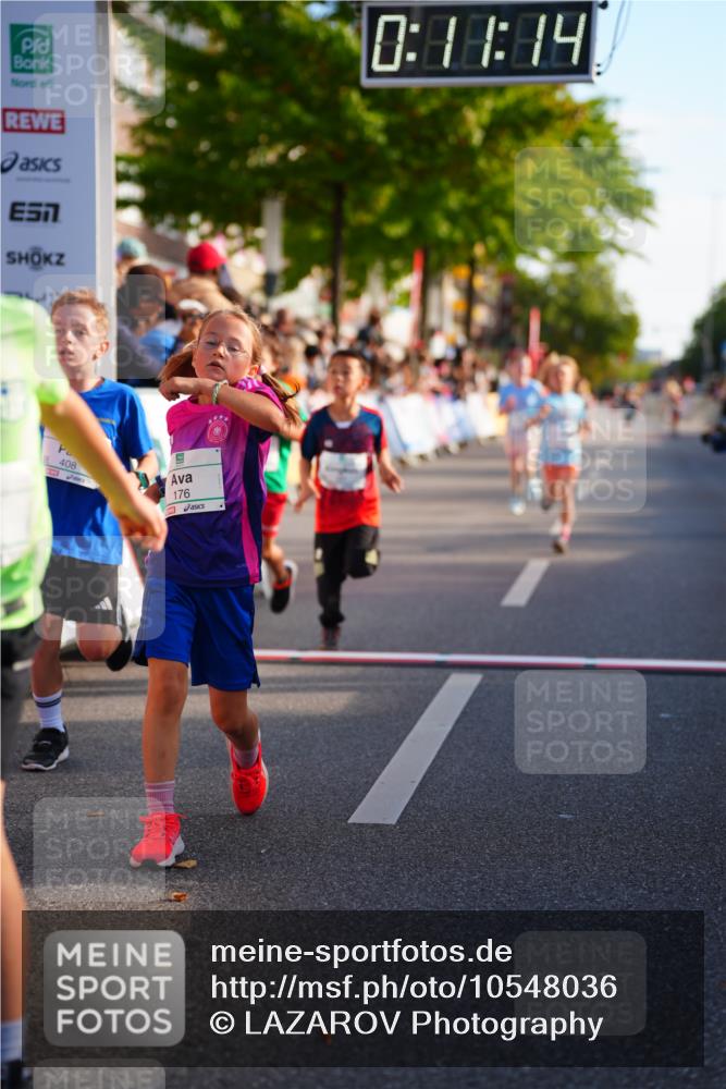 20.09.2026 - PSD Bank Halbmarathon LAZAROV Photography http://msf.ph/oto/10548036 20.09.2026 10:30:38 Ziel 114, 159, 160, 176, 256, 257, 319, 340, 391, 408 meine-sportfotos.de