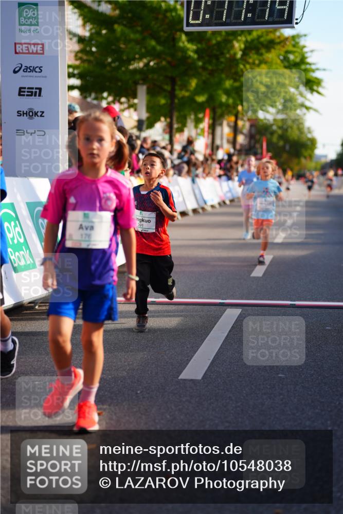20.09.2026 - PSD Bank Halbmarathon LAZAROV Photography http://msf.ph/oto/10548038 20.09.2026 10:30:38 Ziel 114, 159, 160, 176, 256, 257, 319, 340, 391, 408 meine-sportfotos.de
