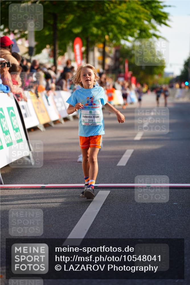 20.09.2026 - PSD Bank Halbmarathon LAZAROV Photography http://msf.ph/oto/10548041 20.09.2026 10:30:40 Ziel 114, 159, 160, 176, 256, 257, 319, 340, 391, 408 meine-sportfotos.de