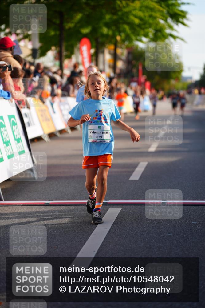 20.09.2026 - PSD Bank Halbmarathon LAZAROV Photography http://msf.ph/oto/10548042 20.09.2026 10:30:40 Ziel 114, 159, 160, 176, 256, 257, 319, 340, 391, 408 meine-sportfotos.de