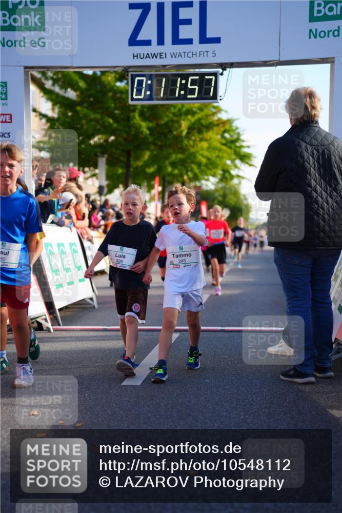 20.09.2026 - PSD Bank Halbmarathon LAZAROV Photography http://msf.ph/oto/10548112 20.09.2026 10:31:22 Ziel 108, 115, 146, 155, 158, 245, 280, 309, 326, 353, 358, 395, 439, 448 meine-sportfotos.de