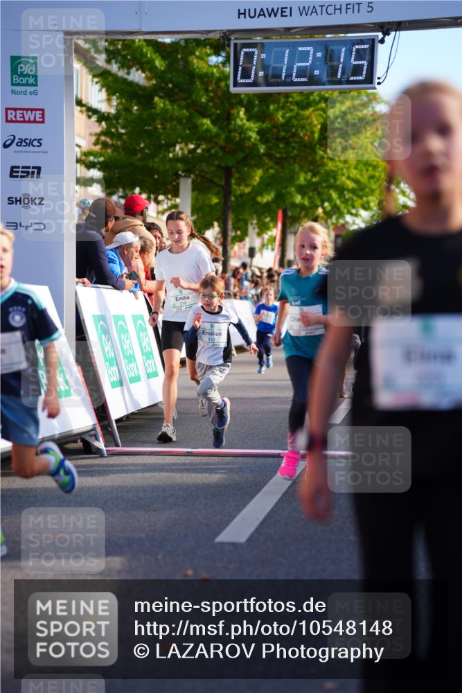 20.09.2026 - PSD Bank Halbmarathon LAZAROV Photography http://msf.ph/oto/10548148 20.09.2026 10:31:39 Ziel 104, 208, 210, 215, 219, 223, 260, 265, 307, 322, 375, 407, 410, 414, 450 meine-sportfotos.de