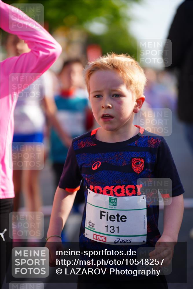 20.09.2026 - PSD Bank Halbmarathon LAZAROV Photography http://msf.ph/oto/10548257 20.09.2026 10:32:35 Ziel 107, 118, 125, 126, 129, 131, 132, 133, 182, 184, 198, 209, 243, 244, 248, 313, 443, 454 meine-sportfotos.de
