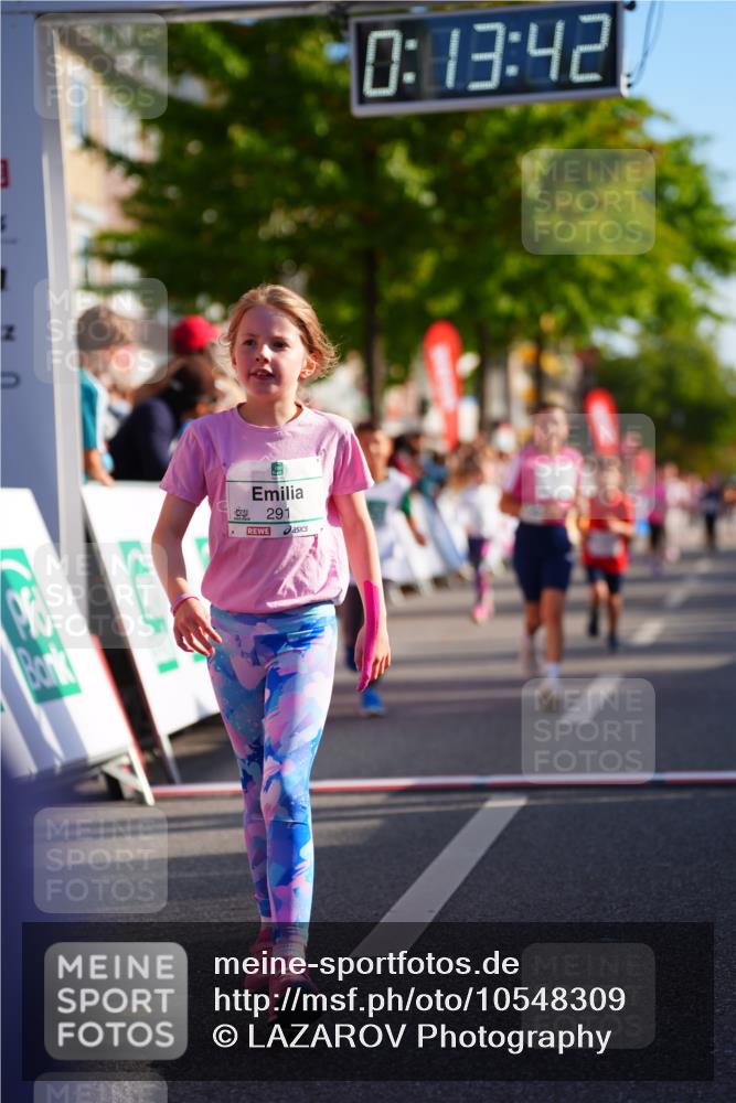 20.09.2026 - PSD Bank Halbmarathon LAZAROV Photography http://msf.ph/oto/10548309 20.09.2026 10:33:06 Ziel 139, 235, 238, 247, 291, 302, 335, 339, 374, 387, 444 meine-sportfotos.de