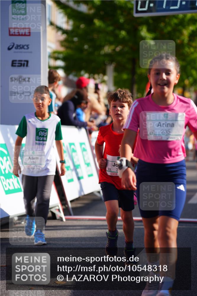 20.09.2026 - PSD Bank Halbmarathon LAZAROV Photography http://msf.ph/oto/10548318 20.09.2026 10:33:10 Ziel 139, 235, 291, 302, 308, 316, 339, 379, 386, 387 meine-sportfotos.de