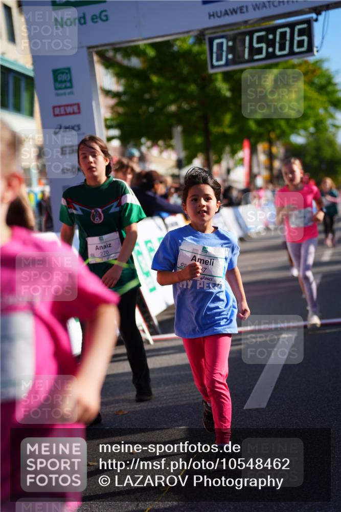 20.09.2026 - PSD Bank Halbmarathon LAZAROV Photography http://msf.ph/oto/10548462 20.09.2026 10:34:30 Ziel 143, 147, 168, 267, 268, 270, 350, 367 meine-sportfotos.de
