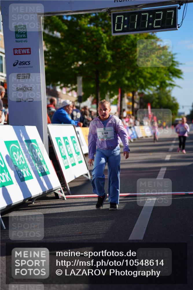20.09.2026 - PSD Bank Halbmarathon LAZAROV Photography http://msf.ph/oto/10548614 20.09.2026 10:36:51 Ziel 286 meine-sportfotos.de
