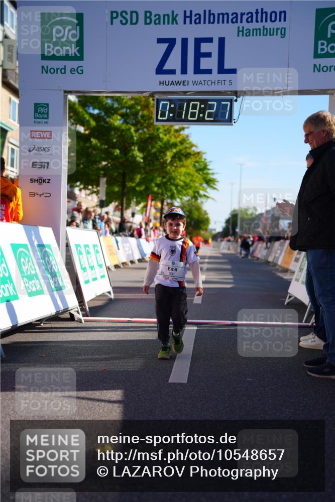 20.09.2026 - PSD Bank Halbmarathon LAZAROV Photography http://msf.ph/oto/10548657 20.09.2026 10:37:51 Ziel 331 meine-sportfotos.de