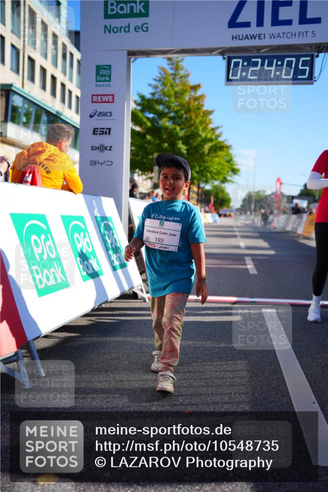 20.09.2026 - PSD Bank Halbmarathon LAZAROV Photography http://msf.ph/oto/10548735 20.09.2026 10:43:29 Ziel 193 meine-sportfotos.de