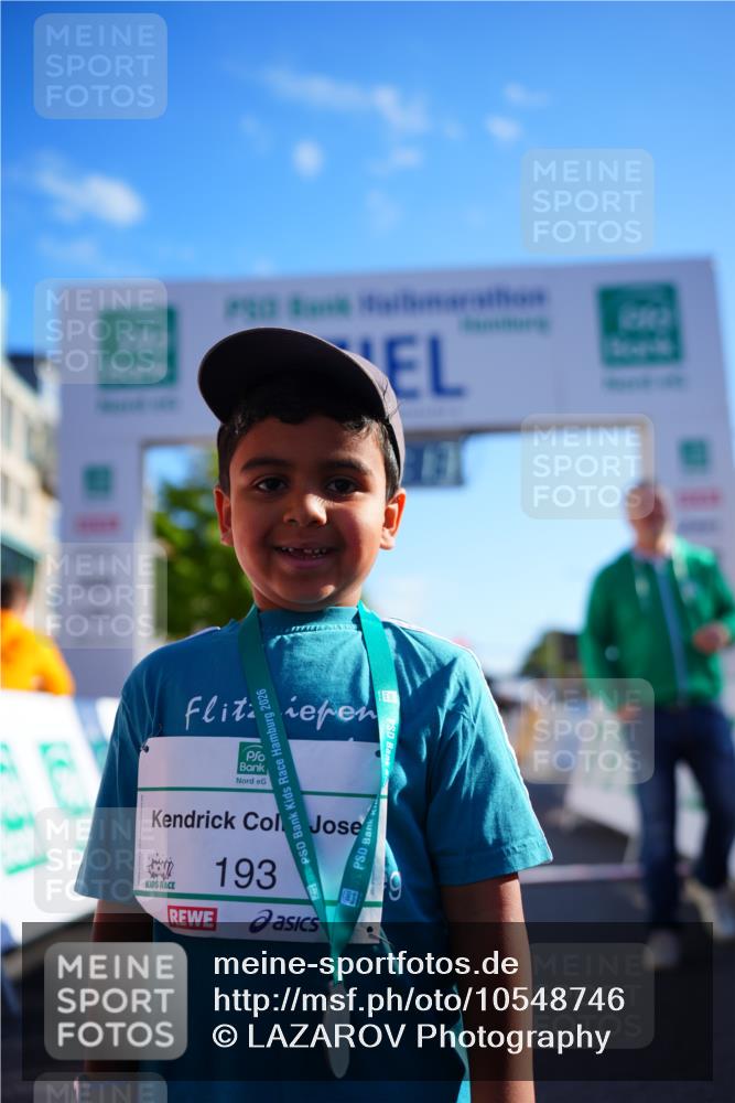 20.09.2026 - PSD Bank Halbmarathon LAZAROV Photography http://msf.ph/oto/10548746 20.09.2026 10:43:37 Ziel  meine-sportfotos.de