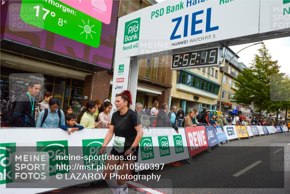 20.09.2026 - PSD Bank Halbmarathon LAZAROV Photography http://msf.ph/oto/10560397 20.09.2026 12:52:14 Ziel 3090 meine-sportfotos.de