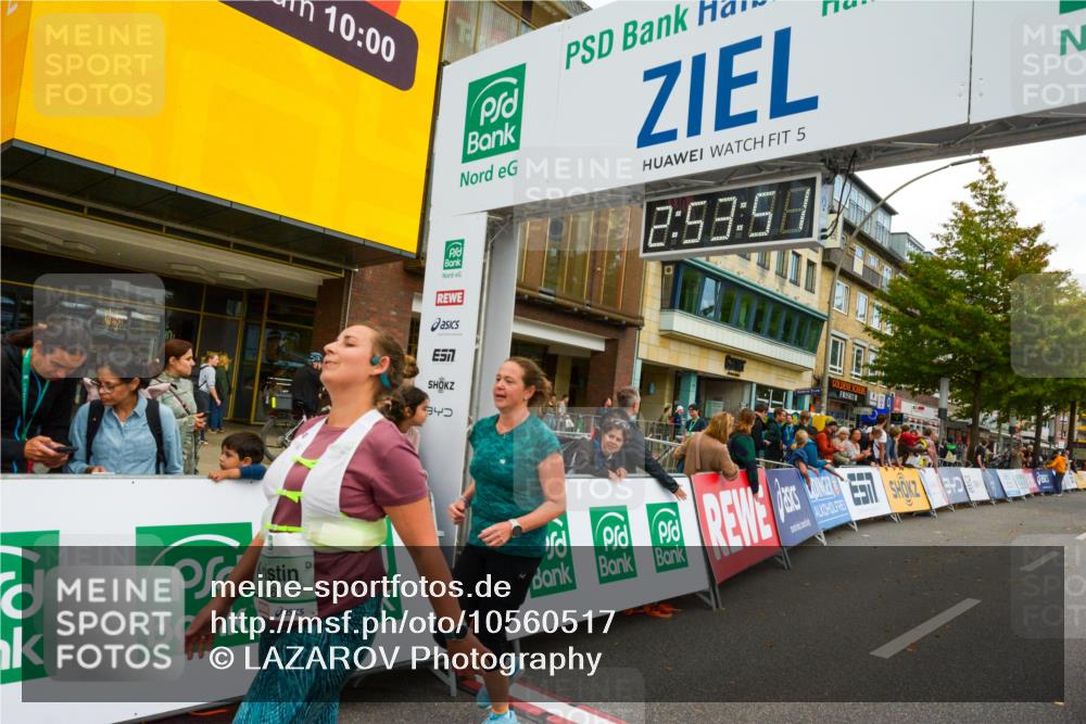 20.09.2026 - PSD Bank Halbmarathon LAZAROV Photography http://msf.ph/oto/10560517 20.09.2026 12:53:50 Ziel 4367 meine-sportfotos.de