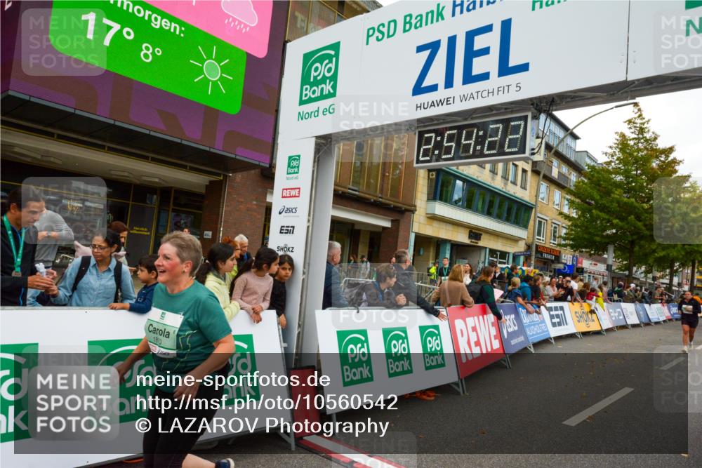 20.09.2026 - PSD Bank Halbmarathon LAZAROV Photography http://msf.ph/oto/10560542 20.09.2026 12:54:21 Ziel 1432, 1890, 3208 meine-sportfotos.de
