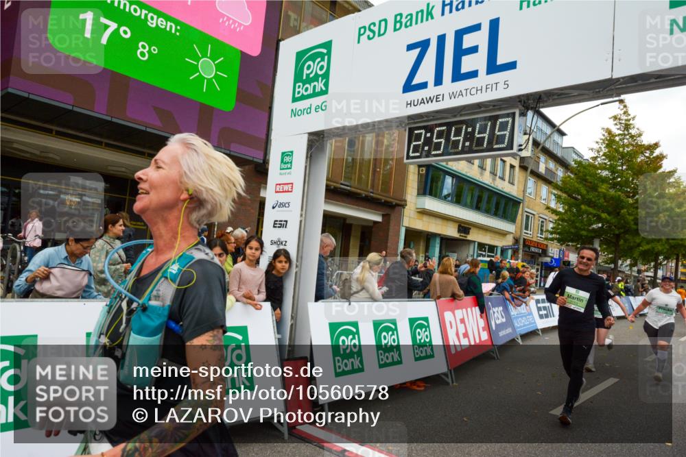 20.09.2026 - PSD Bank Halbmarathon LAZAROV Photography http://msf.ph/oto/10560578 20.09.2026 12:54:48 Ziel 1182, 1457, 1619, 2411, 3153, 3157, 3158, 3175 meine-sportfotos.de