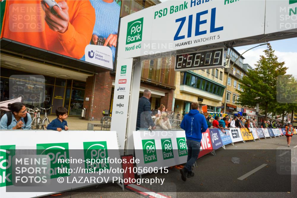 20.09.2026 - PSD Bank Halbmarathon LAZAROV Photography http://msf.ph/oto/10560615 20.09.2026 12:56:18 Ziel 2101, 2246 meine-sportfotos.de