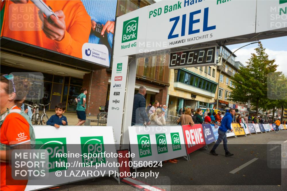 20.09.2026 - PSD Bank Halbmarathon LAZAROV Photography http://msf.ph/oto/10560624 20.09.2026 12:56:24 Ziel 2101, 2246 meine-sportfotos.de