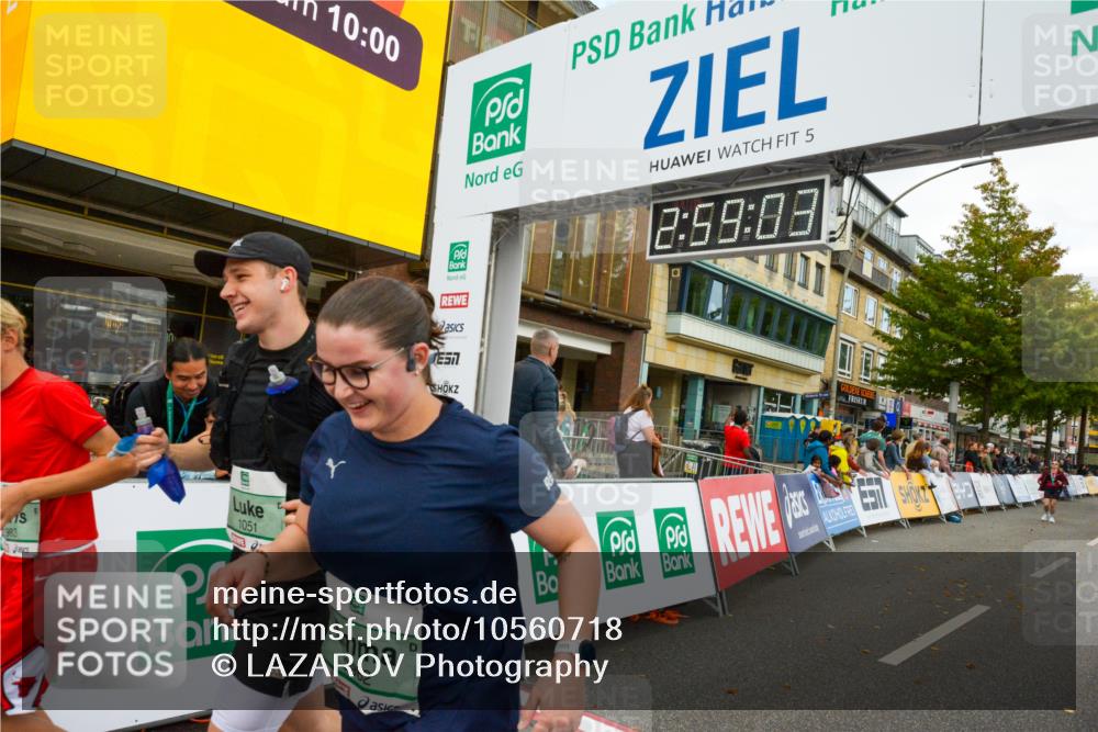 20.09.2026 - PSD Bank Halbmarathon LAZAROV Photography http://msf.ph/oto/10560718 20.09.2026 12:59:02 Ziel 1051, 2885, 2982, 2983 meine-sportfotos.de