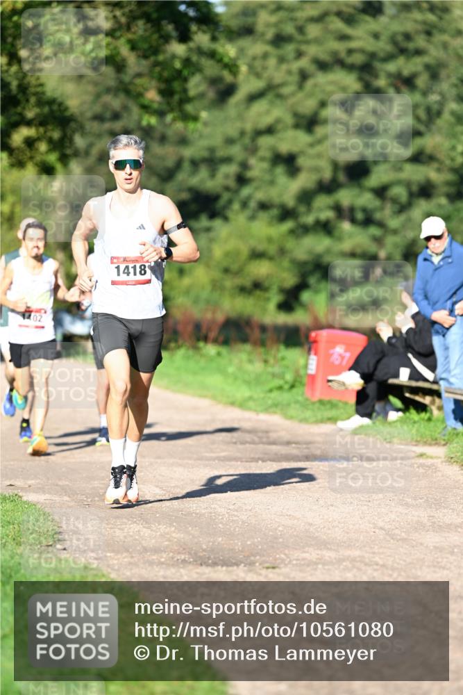 27.09.2026 - 35. Volkslauf durch das schöne Alstertal Dr. Thomas Lammeyer http://msf.ph/oto/10561080 27.09.2026 10:03:30 Laufen 1418 meine-sportfotos.de