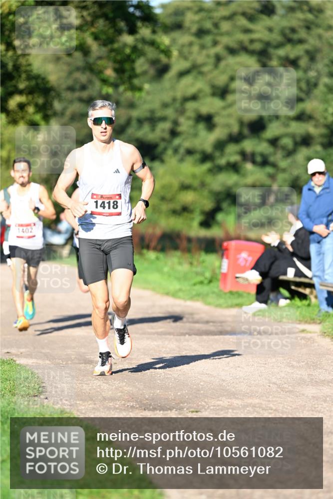 27.09.2026 - 34. Volkslauf durch das schöne Alstertal Dr. Thomas Lammeyer http://msf.ph/oto/10561082 27.09.2026 10:03:30 Laufen 402, 1418 meine-sportfotos.de