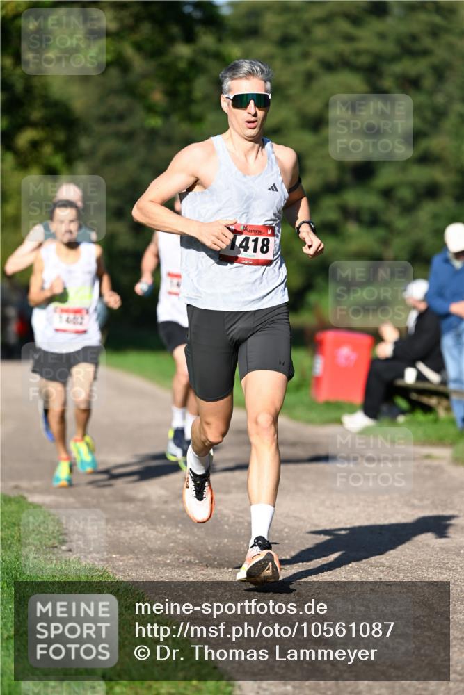 27.09.2026 - 35. Volkslauf durch das schöne Alstertal Dr. Thomas Lammeyer http://msf.ph/oto/10561087 27.09.2026 10:03:31 Laufen 1418 meine-sportfotos.de