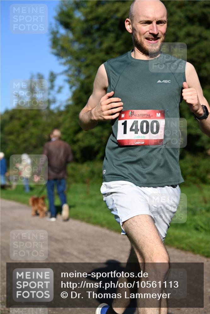 27.09.2026 - 35. Volkslauf durch das schöne Alstertal Dr. Thomas Lammeyer http://msf.ph/oto/10561113 27.09.2026 10:03:35 Laufen 1400 meine-sportfotos.de