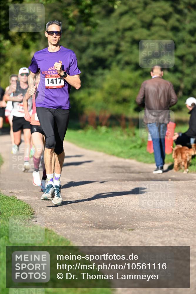 27.09.2026 - 35. Volkslauf durch das schöne Alstertal Dr. Thomas Lammeyer http://msf.ph/oto/10561116 27.09.2026 10:03:46 Laufen 1417 meine-sportfotos.de