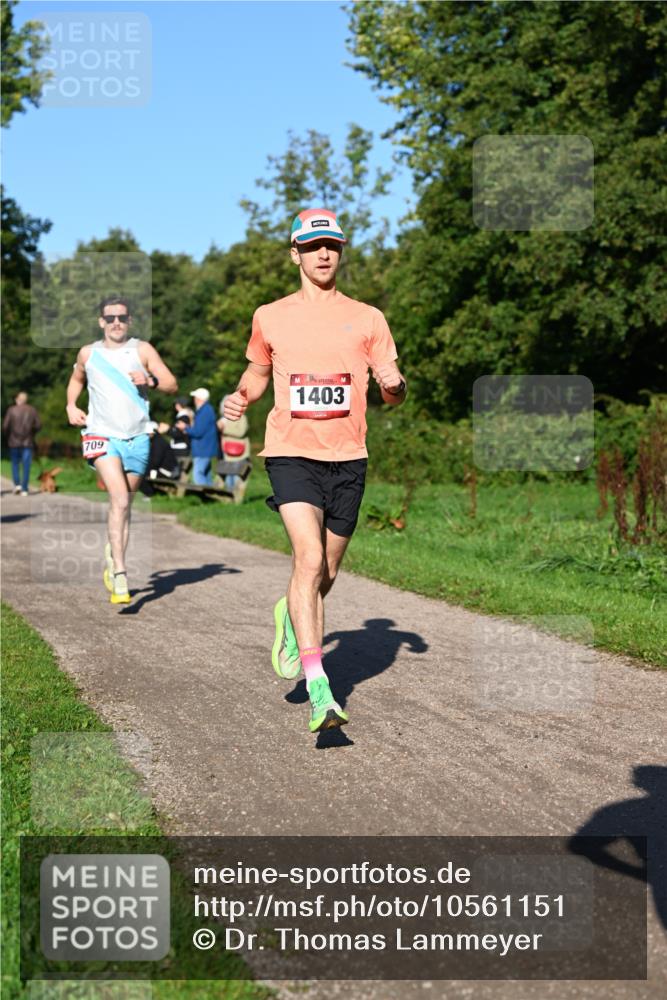 27.09.2026 - 34. Volkslauf durch das schöne Alstertal Dr. Thomas Lammeyer http://msf.ph/oto/10561151 27.09.2026 10:03:52 Laufen 709, 1403 meine-sportfotos.de