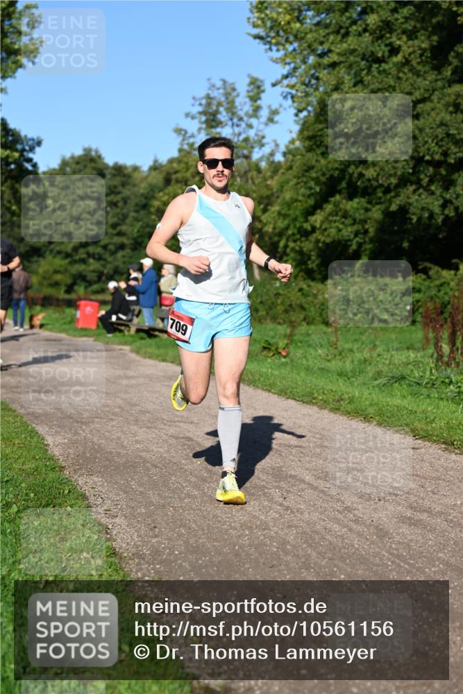 27.09.2026 - 35. Volkslauf durch das schöne Alstertal Dr. Thomas Lammeyer http://msf.ph/oto/10561156 27.09.2026 10:03:53 Laufen 709 meine-sportfotos.de