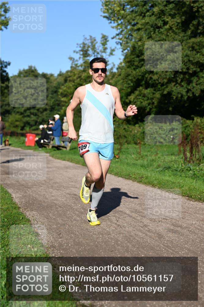 27.09.2026 - 35. Volkslauf durch das schöne Alstertal Dr. Thomas Lammeyer http://msf.ph/oto/10561157 27.09.2026 10:03:54 Laufen 709 meine-sportfotos.de