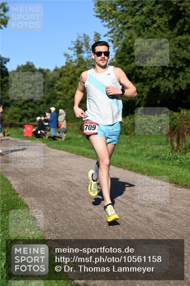 27.09.2026 - 35. Volkslauf durch das schöne Alstertal Dr. Thomas Lammeyer http://msf.ph/oto/10561158 27.09.2026 10:03:54 Laufen 709 meine-sportfotos.de