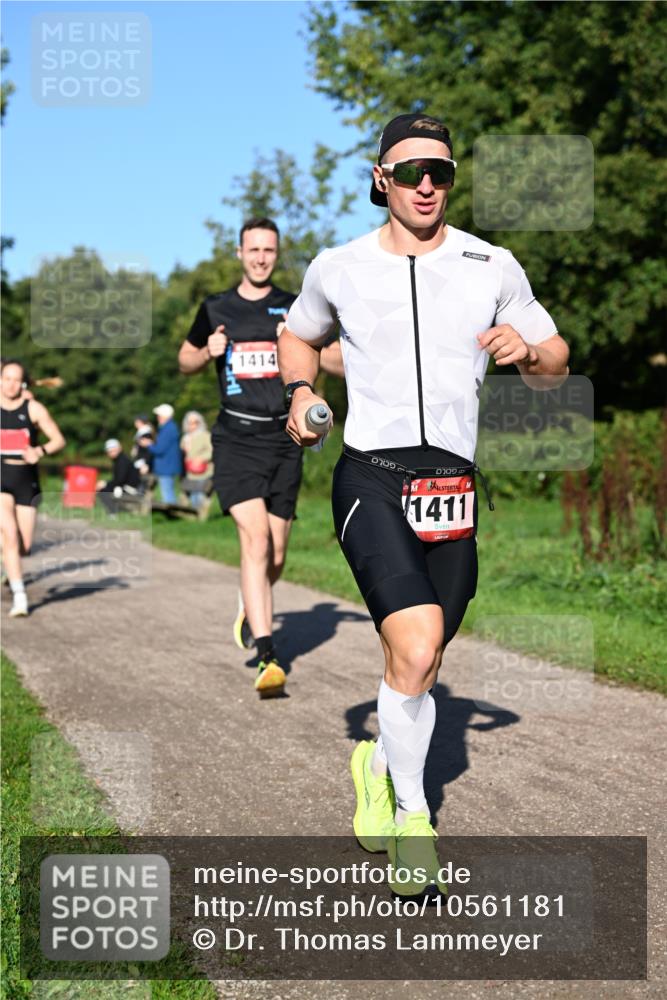 27.09.2026 - 34. Volkslauf durch das schöne Alstertal Dr. Thomas Lammeyer http://msf.ph/oto/10561181 27.09.2026 10:03:59 Laufen 1414, 1411 meine-sportfotos.de