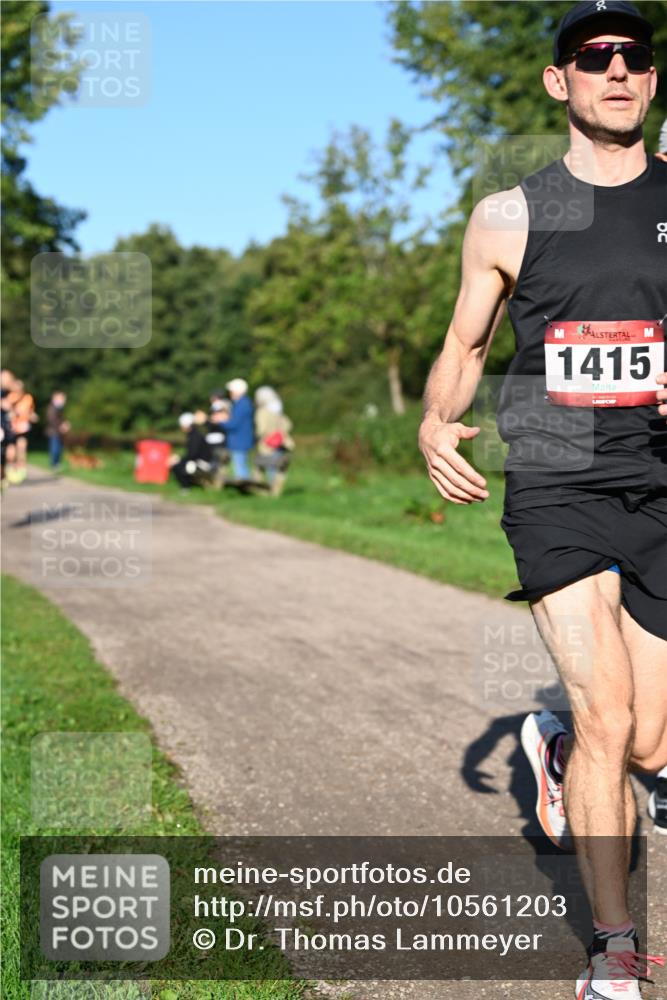 27.09.2026 - 35. Volkslauf durch das schöne Alstertal Dr. Thomas Lammeyer http://msf.ph/oto/10561203 27.09.2026 10:04:02 Laufen 1415, 50 meine-sportfotos.de
