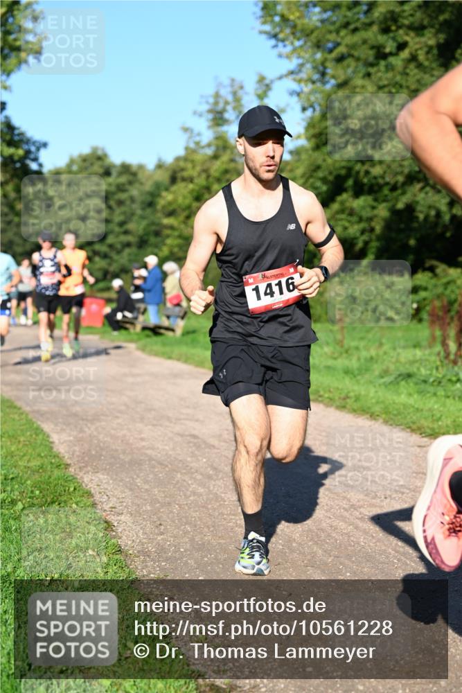 27.09.2026 - 35. Volkslauf durch das schöne Alstertal Dr. Thomas Lammeyer http://msf.ph/oto/10561228 27.09.2026 10:04:07 Laufen 1416 meine-sportfotos.de