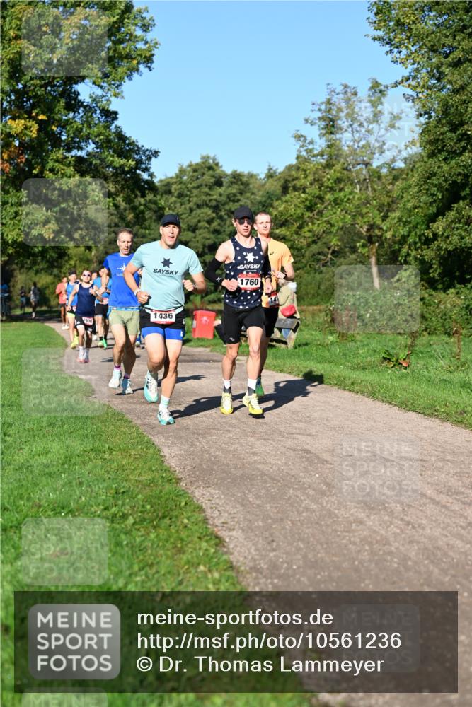 27.09.2026 - 34. Volkslauf durch das schöne Alstertal Dr. Thomas Lammeyer http://msf.ph/oto/10561236 27.09.2026 10:04:08 Laufen 1600, 1760, 1436 meine-sportfotos.de