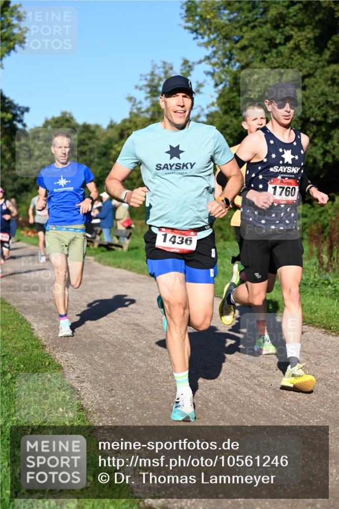 27.09.2026 - 34. Volkslauf durch das schöne Alstertal Dr. Thomas Lammeyer http://msf.ph/oto/10561246 27.09.2026 10:04:10 Laufen 1760, 1436 meine-sportfotos.de