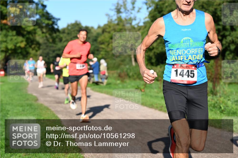 27.09.2026 - 35. Volkslauf durch das schöne Alstertal Dr. Thomas Lammeyer http://msf.ph/oto/10561298 27.09.2026 10:04:19 Laufen 1445 meine-sportfotos.de