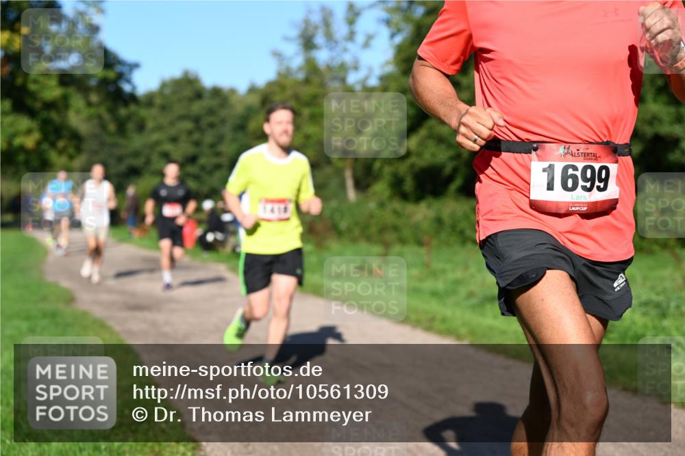 27.09.2026 - 35. Volkslauf durch das schöne Alstertal Dr. Thomas Lammeyer http://msf.ph/oto/10561309 27.09.2026 10:04:20 Laufen 1699 meine-sportfotos.de