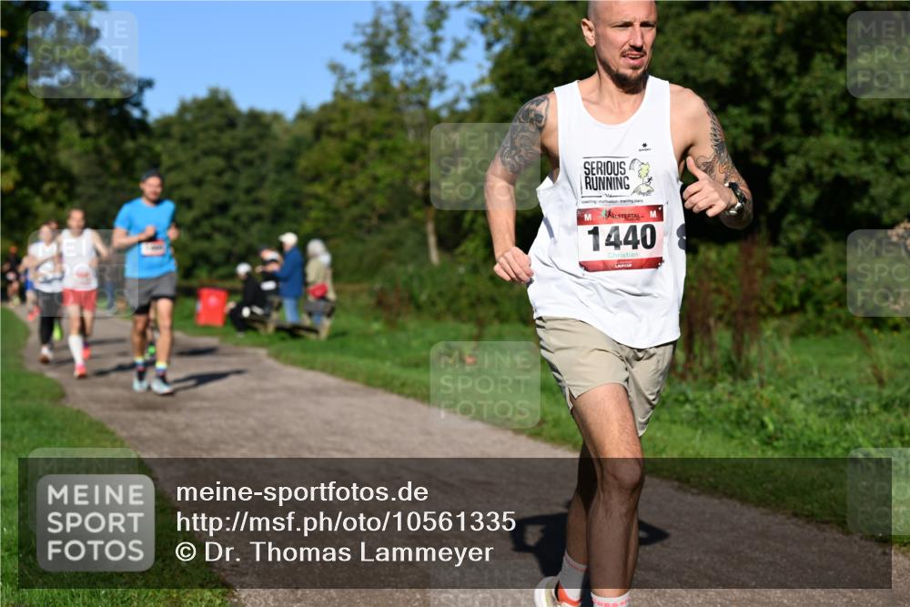 27.09.2026 - 35. Volkslauf durch das schöne Alstertal Dr. Thomas Lammeyer http://msf.ph/oto/10561335 27.09.2026 10:04:25 Laufen 1440 meine-sportfotos.de