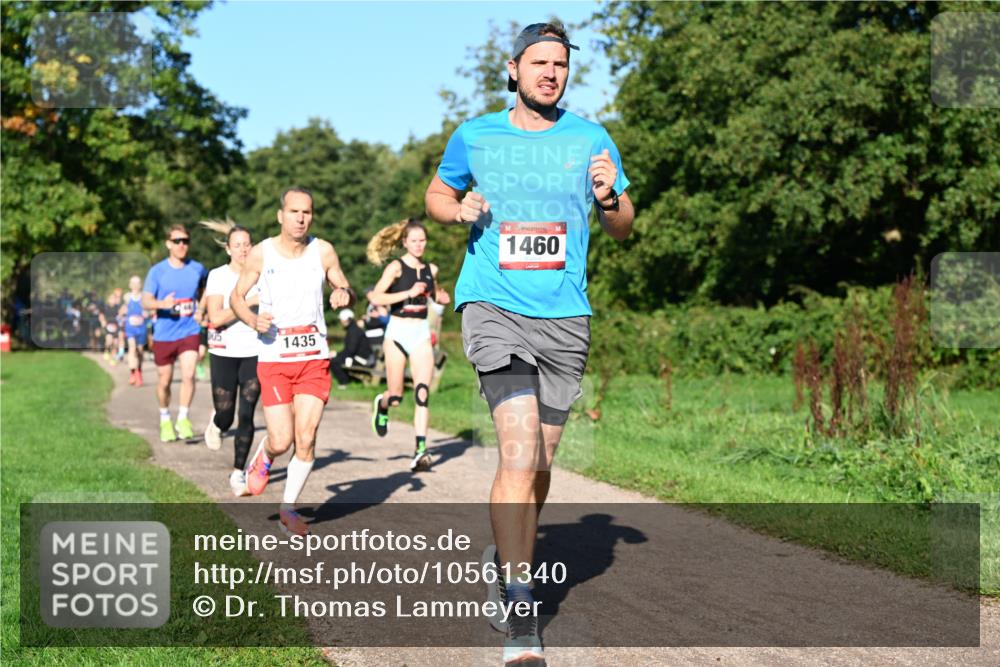 27.09.2026 - 35. Volkslauf durch das schöne Alstertal Dr. Thomas Lammeyer http://msf.ph/oto/10561340 27.09.2026 10:04:27 Laufen 05, 1435, 1460 meine-sportfotos.de