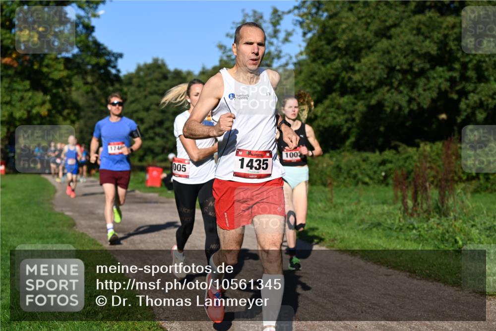 27.09.2026 - 34. Volkslauf durch das schöne Alstertal Dr. Thomas Lammeyer http://msf.ph/oto/10561345 27.09.2026 10:04:28 Laufen 005, 1435, 1003 meine-sportfotos.de