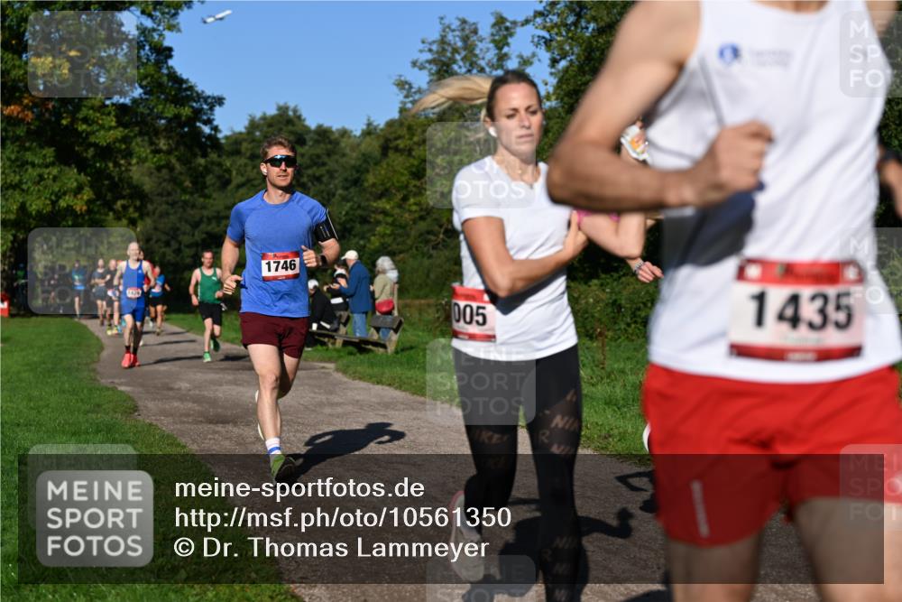 27.09.2026 - 35. Volkslauf durch das schöne Alstertal Dr. Thomas Lammeyer http://msf.ph/oto/10561350 27.09.2026 10:04:29 Laufen 1746, 005, 1435 meine-sportfotos.de